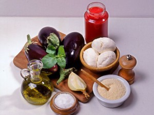Gli-ingredienti-per-la-parmigiana_o_su_horizontal_fixed