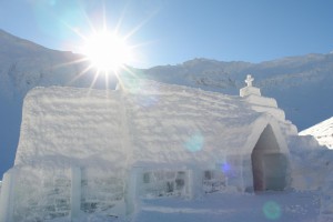 chiesa ghiaccio